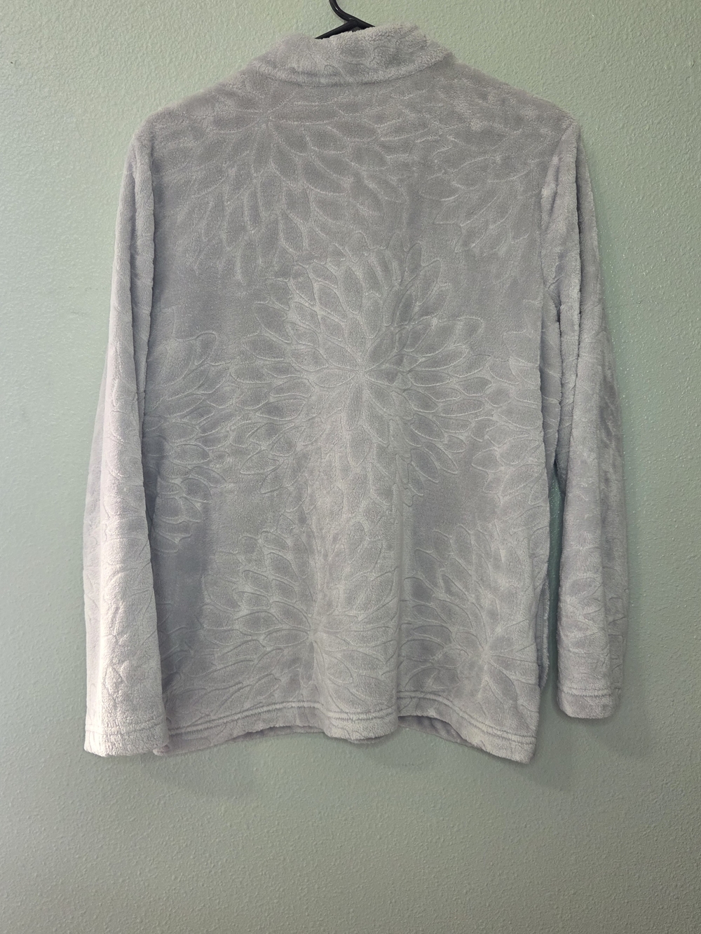 Weekends by Chico's Cozy Gray Embossed Floral Quarter Zip Fleece Tunic Sweatshir - Picture 3 of 10